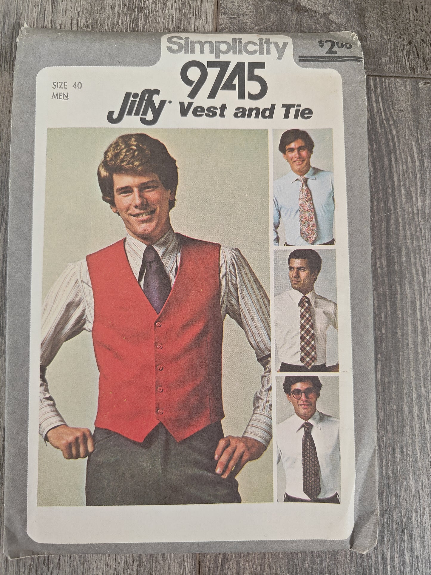 Simplicity 9745 Men's Vest