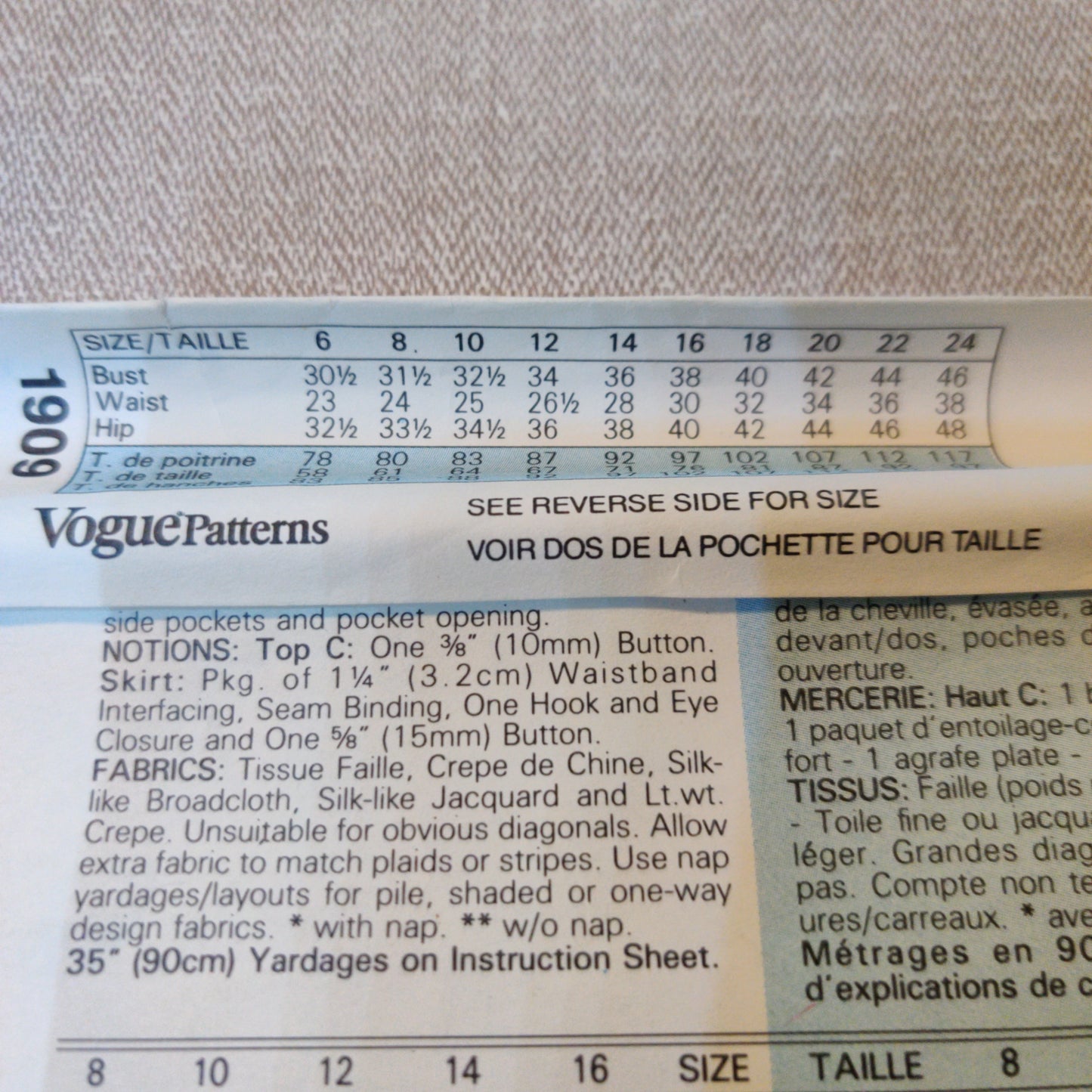 Vogue 1909 Ralph Lauren size 16