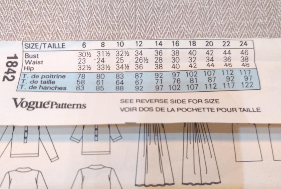 Vogue 1842 Albert Nipon size 16