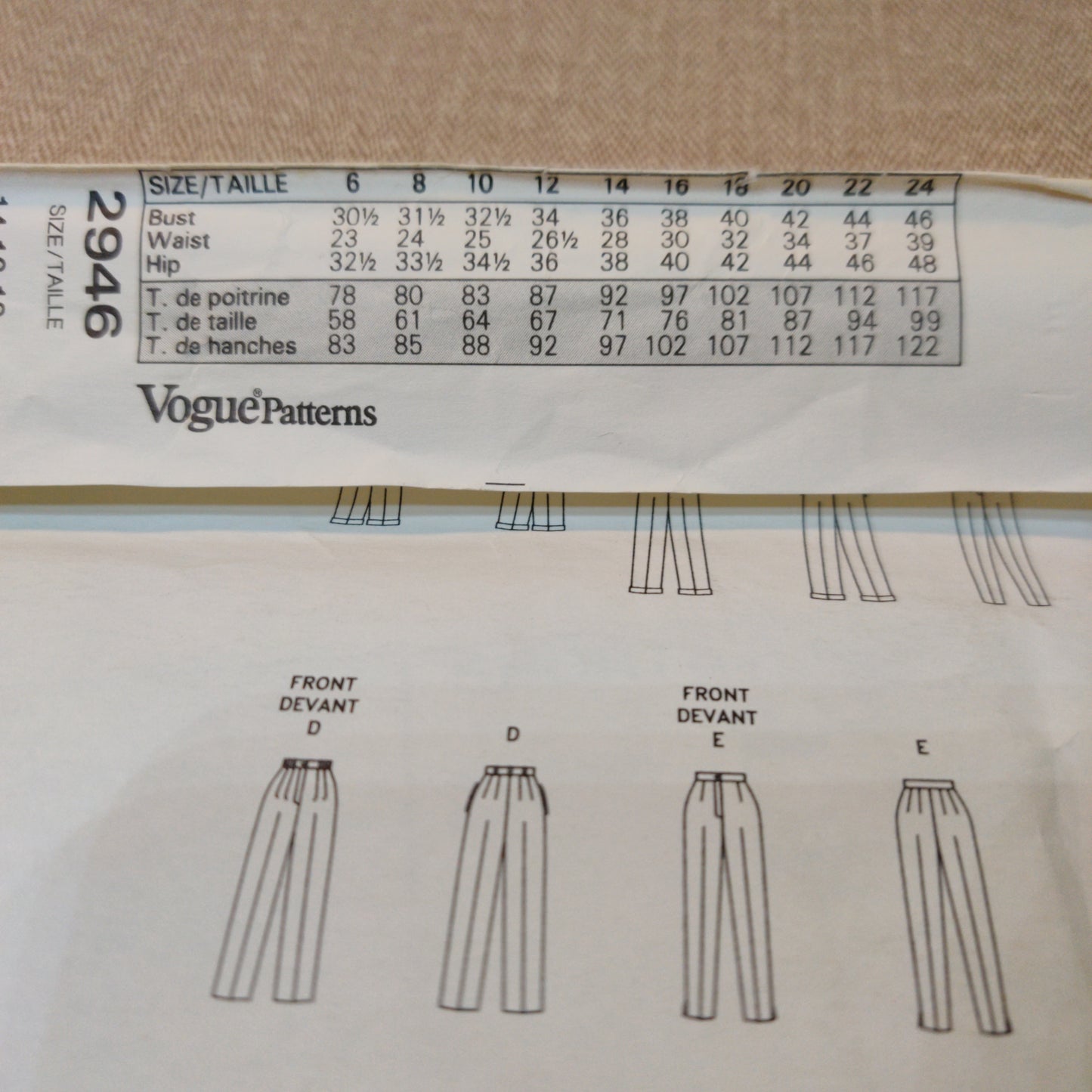 Vogue 2946  size 14-16-18
