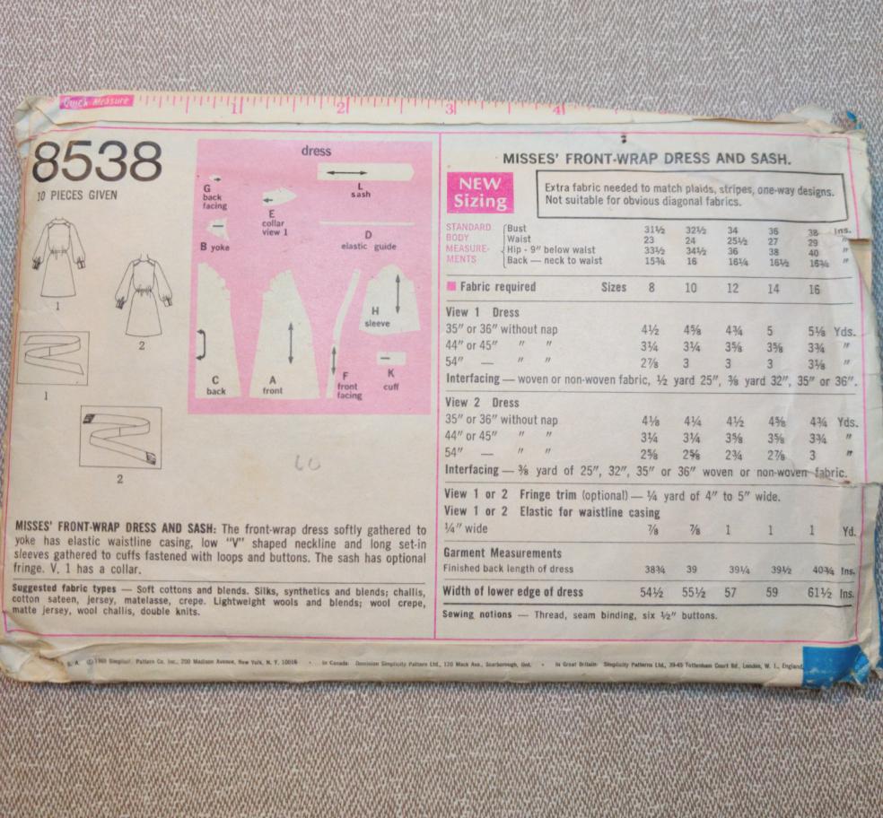 Simplicity 8538 Size 12 Bust 34