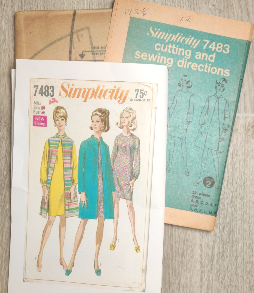 Simplicity 7483 Size 12 Vintage