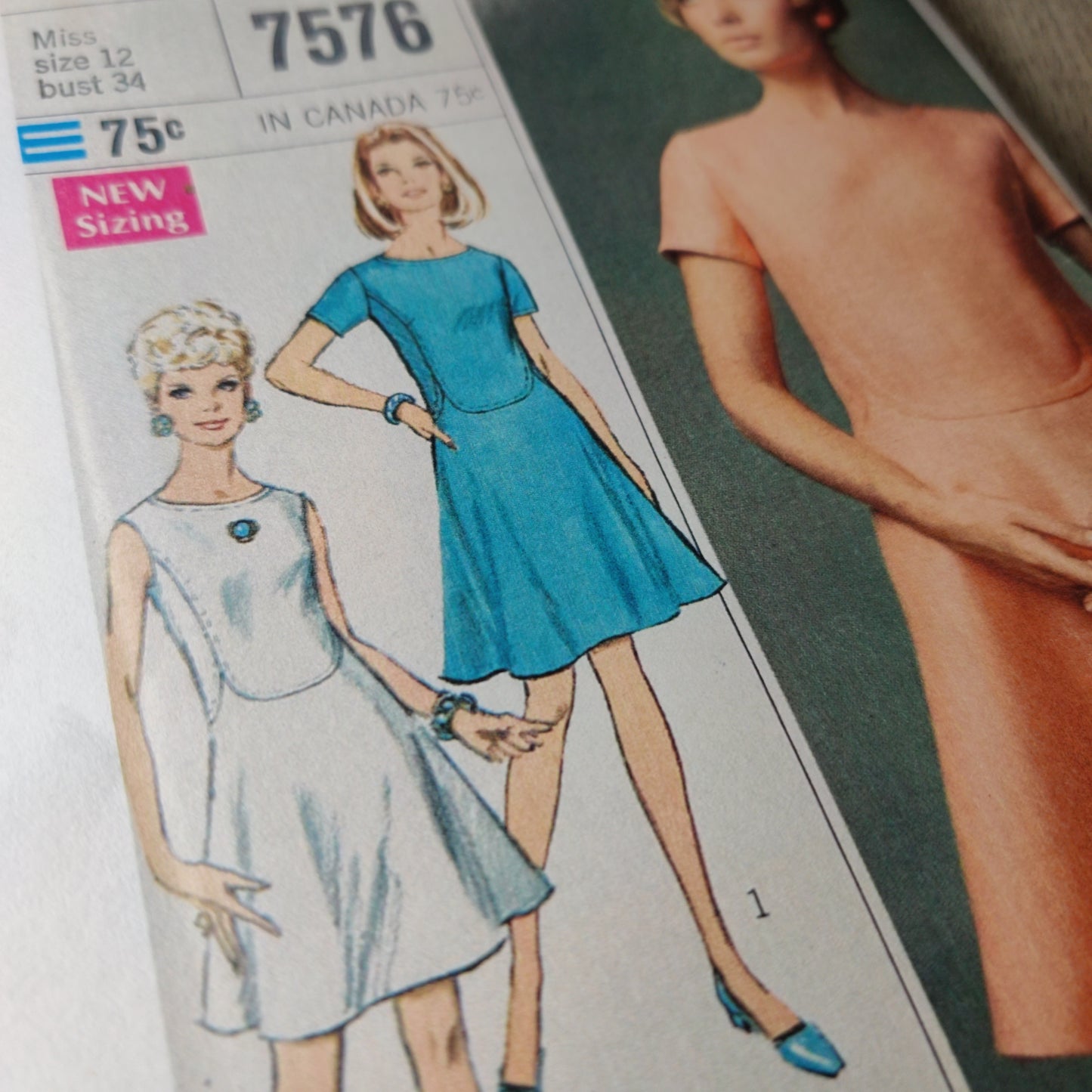 Simplicity 7576 Size 12 Bust 34 Vintage