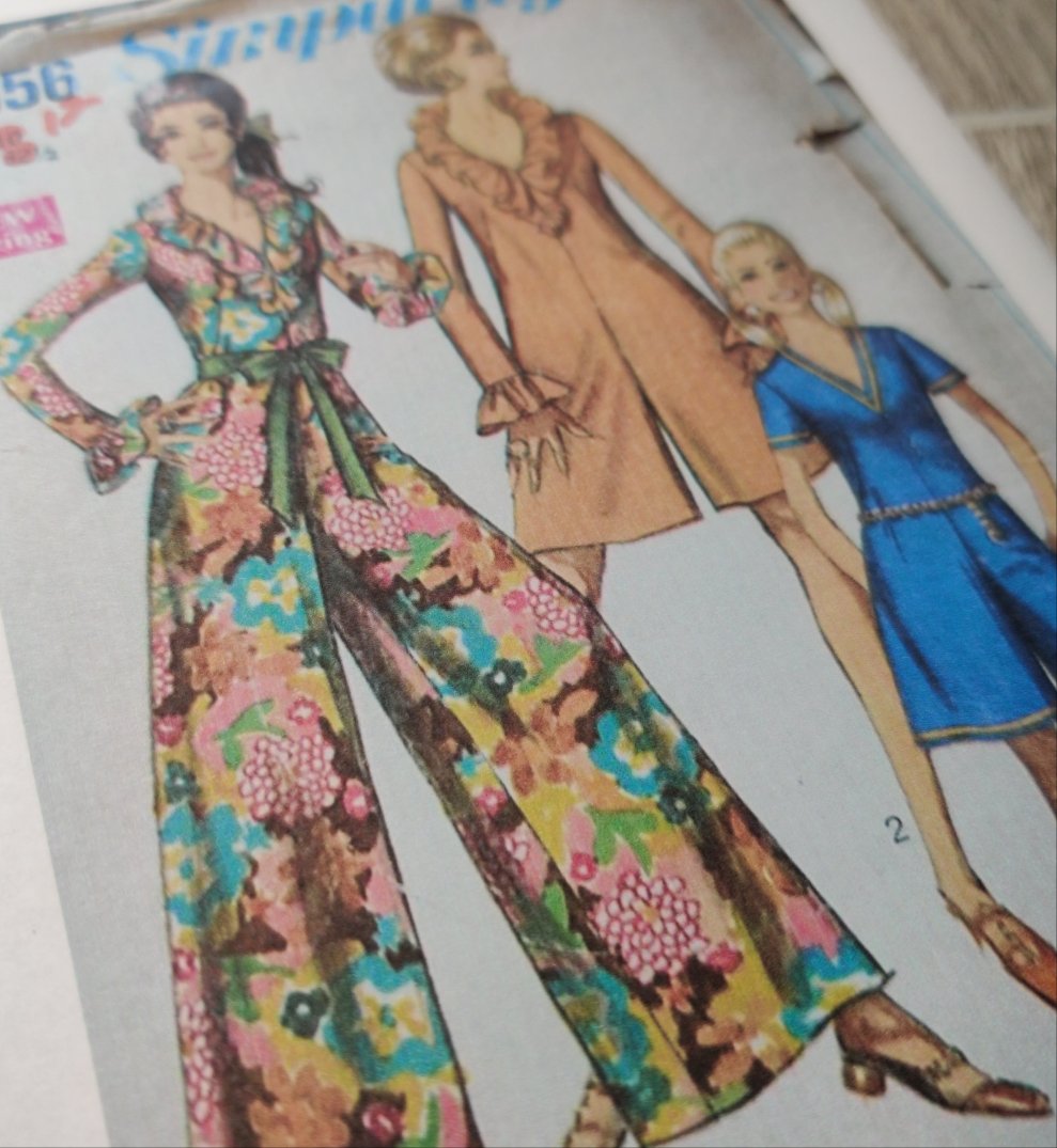 Simplicity 7956 Size 12 Bust 34 Vintage