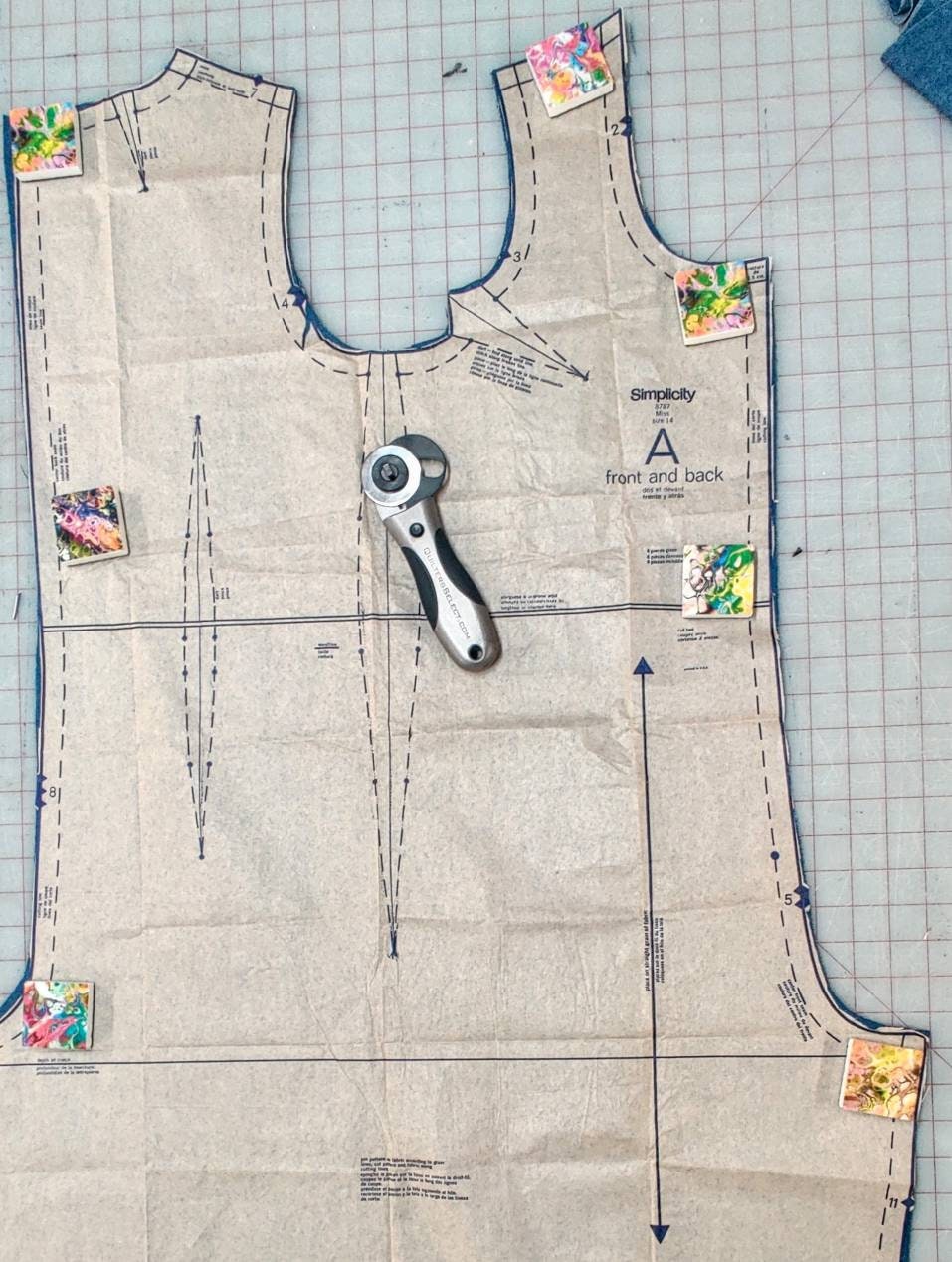 Acrylic Paint Pour: Sewing Pattern Weights
