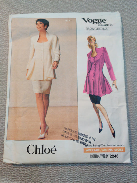 Vogue 2248 size 18-20-22 Chloe