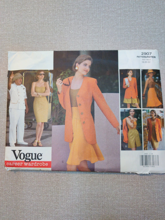 Vogue 2907 size 18-20-22
