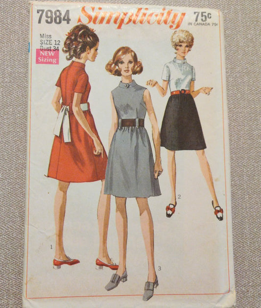 Simplicity 7984 Size 12 Bust 34