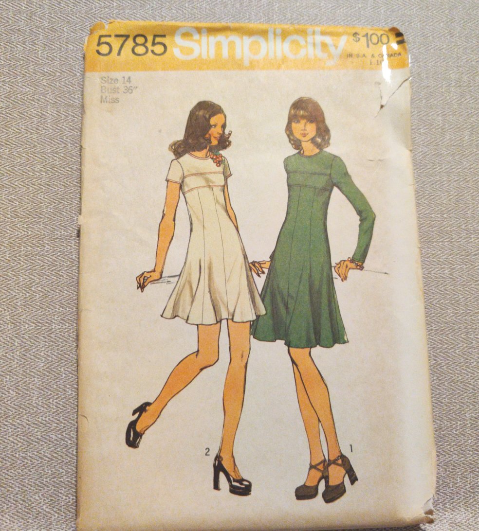 Simplicity 5785 Size 14 Bust 36