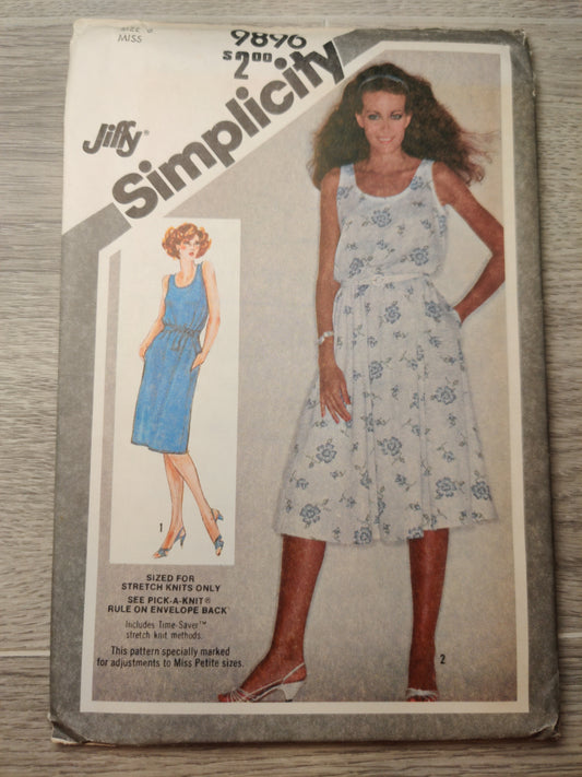 Simplicity 9896 Size 6