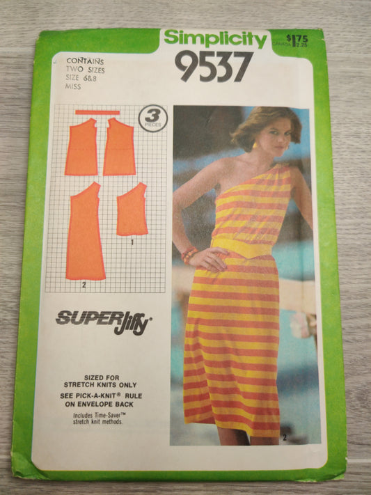 Simplicity 9537 Size 6&8